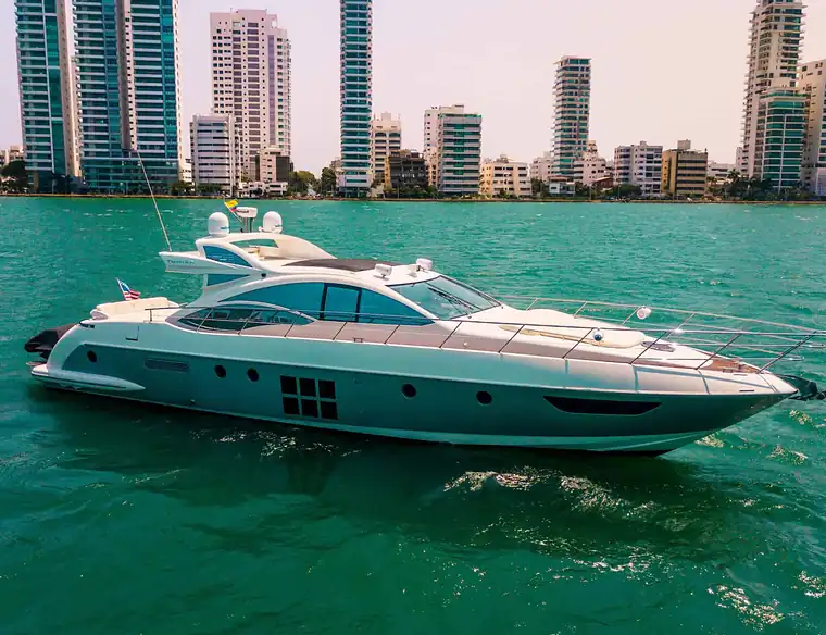 Yate Azimut Sport 62′ en Cartagena (foto 1 de 9)